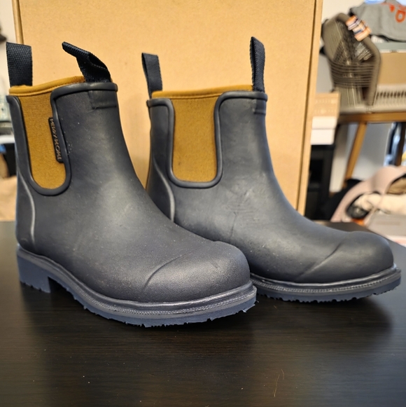 Merry People Bobbi Ankle Rain‎ Boot (Gumboot) Oxford Blue/Tan-Retired - Picture 3 of 8